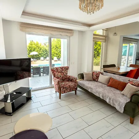 Ege: Your Ultimate Escape In Oludeniz With A Private Pool, Surrounded By Nature With Pool And Garden In Oludeniz, Babadag * Fethiye